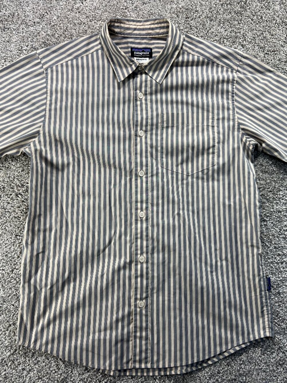 Men's Patagonia Small Organic Cotton Striped Button Up Short Sleeve